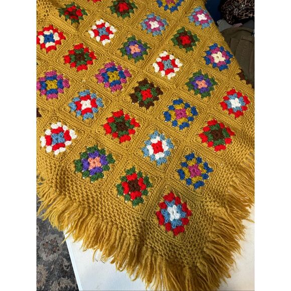 Vtg Handmade Multicolor Fringe Crochet Granny Afghan Throw Blanket Size 34"x 36" - Picture 1 of 3